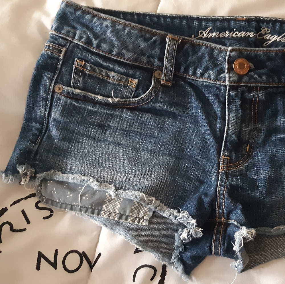 Short jeans or short pants, American Eagle